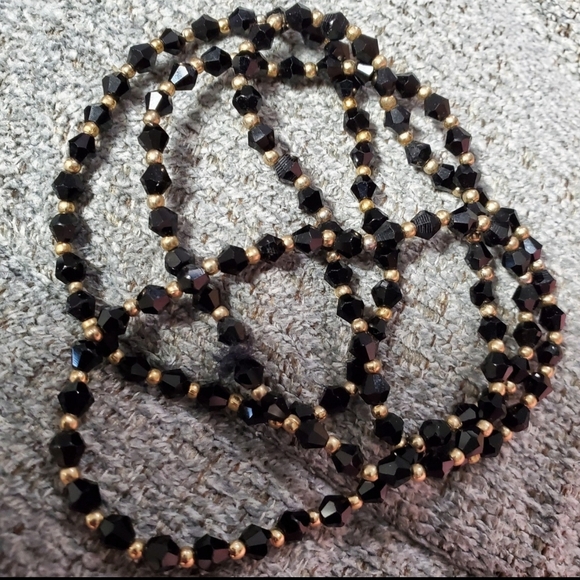 Set of (4) Vintage Black and Gold Bracelets - Picture 4 of 4